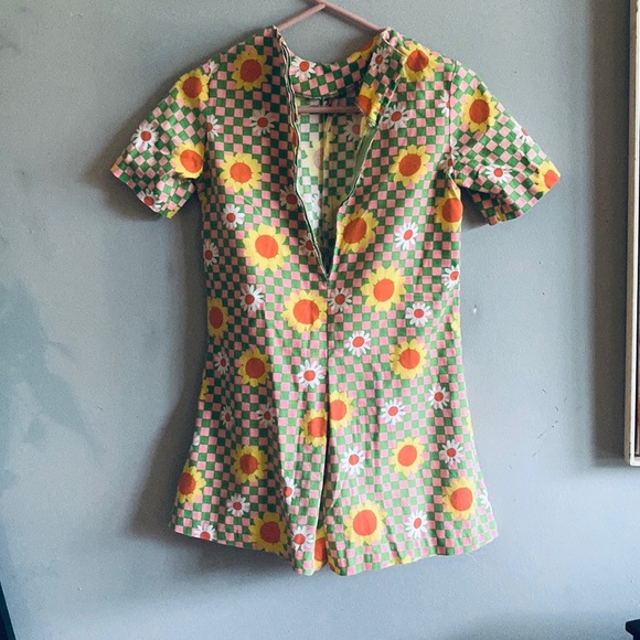 Vintage 60’s Flower Power Romper - Picture 5 of 14